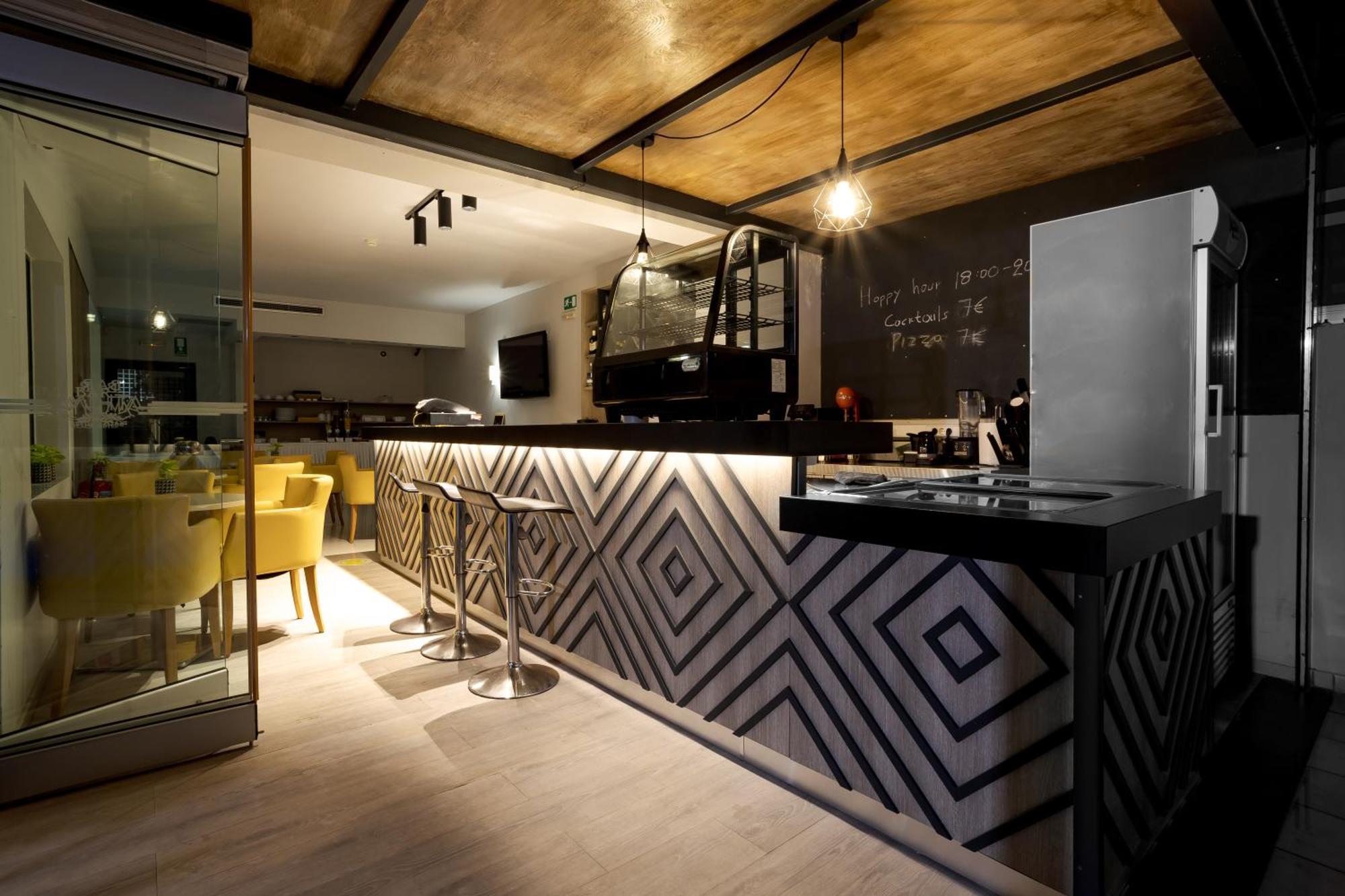 Athina Beach Hotel Kato Daratso Bagian luar foto